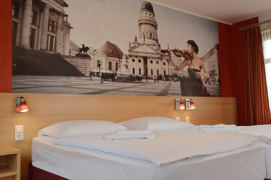 Hotel Pension Bella Berlin Eksteriør bilde